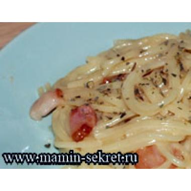 Спагетти карбонара с беконом по домашнему